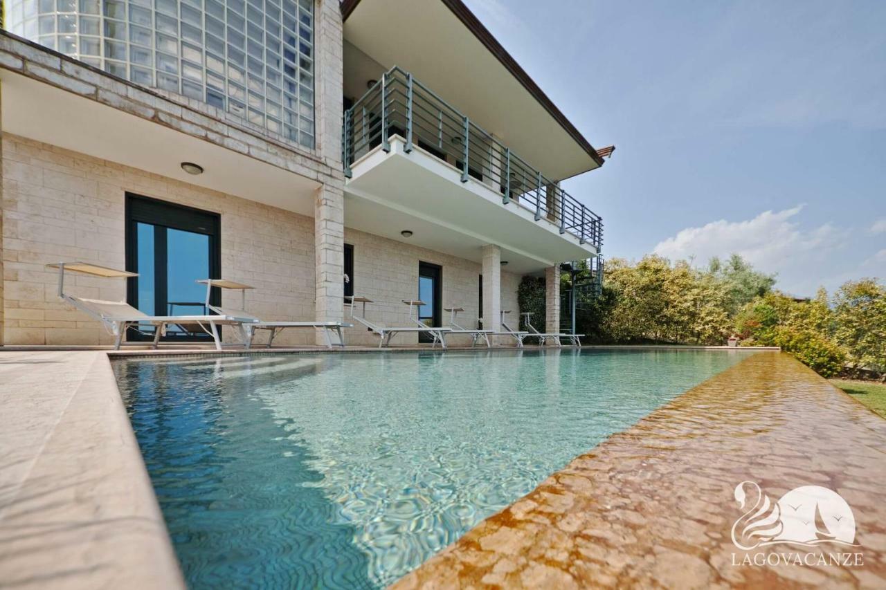Villa Livia Luxury Roe Exteriér fotografie