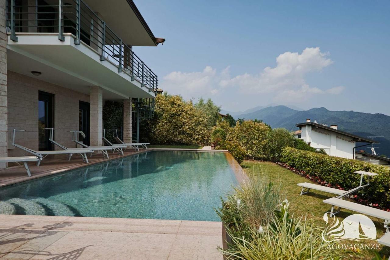 Villa Livia Luxury Roe Exteriér fotografie