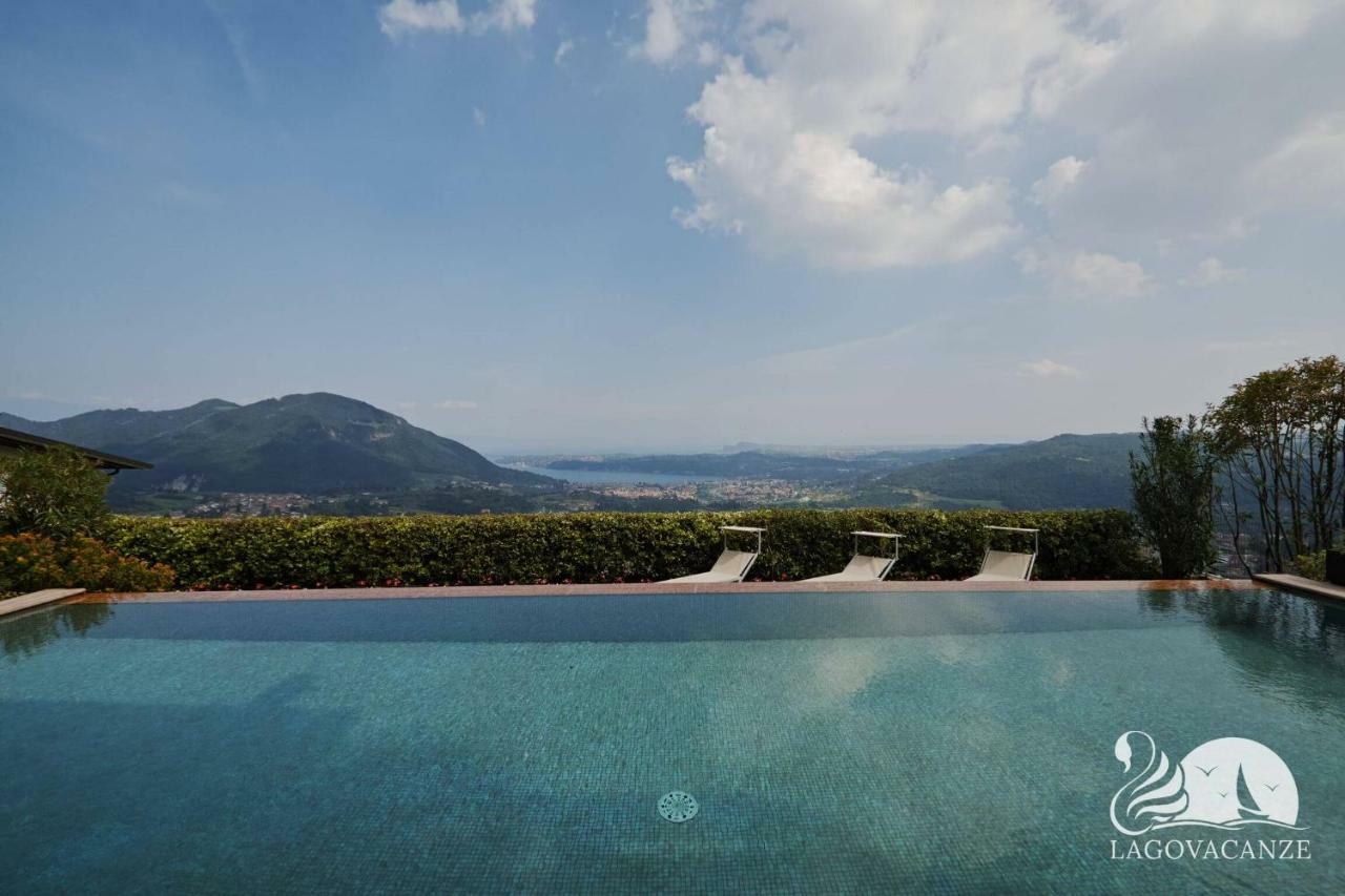 Villa Livia Luxury Roe Exteriér fotografie
